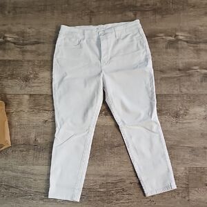 Good American White Ankle & Cropped Jeans